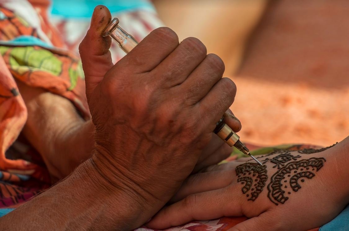 henna Experiencing Berber Traditions