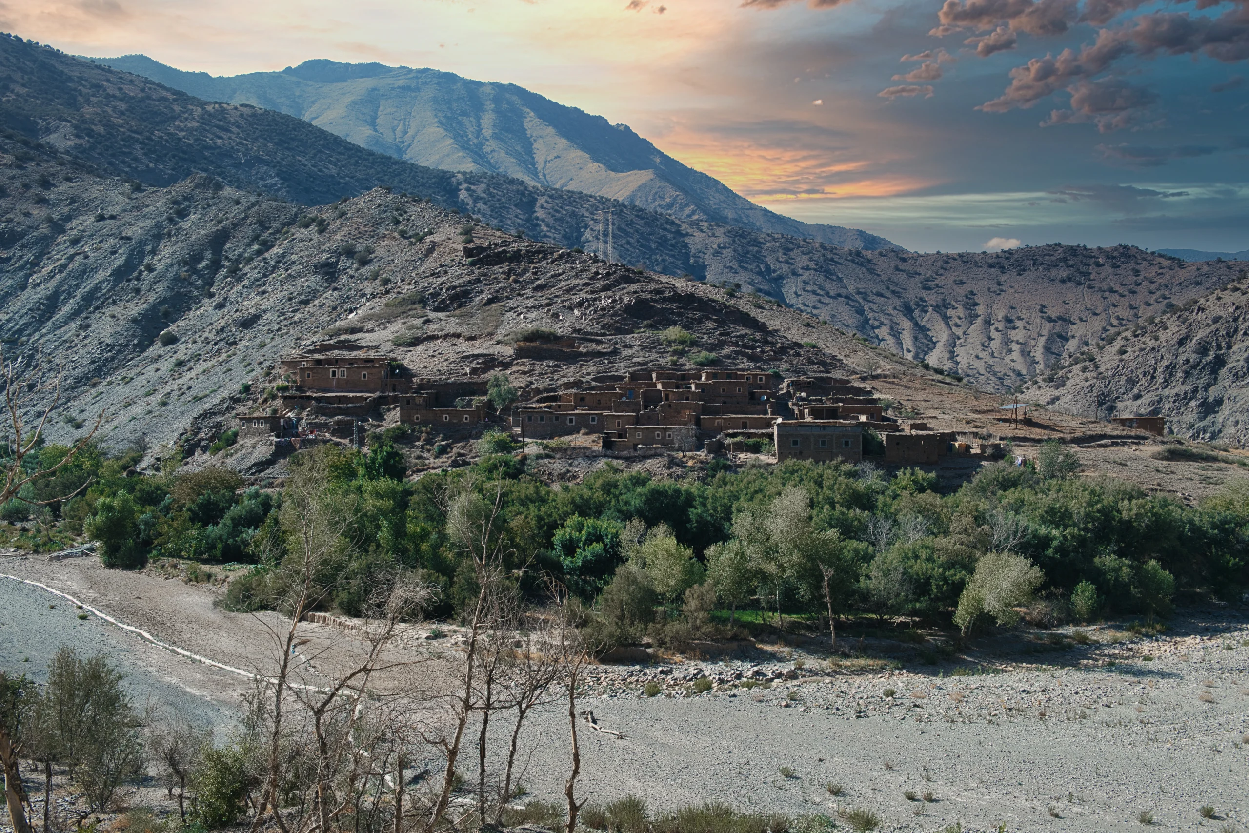 Hassan's Unique Architectural Insights Hassan's Unique Architectural Insights